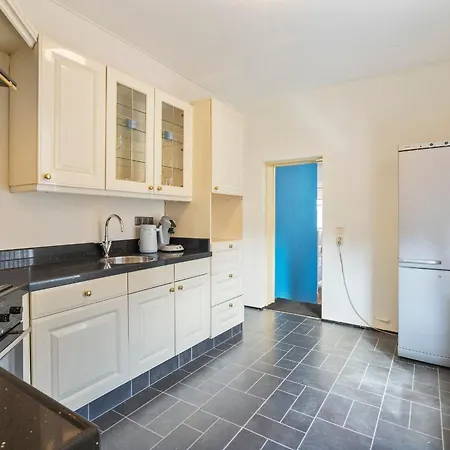 Family City Apartment *