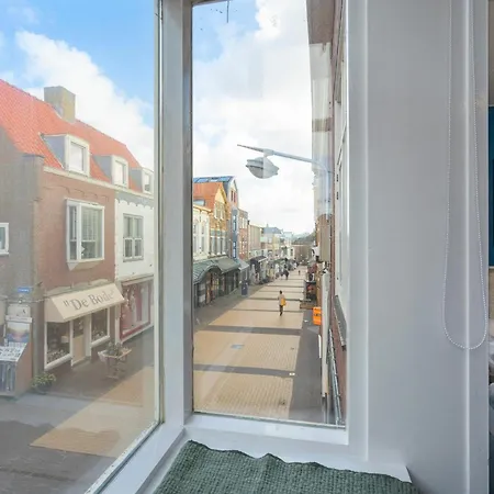 Family City Apartment